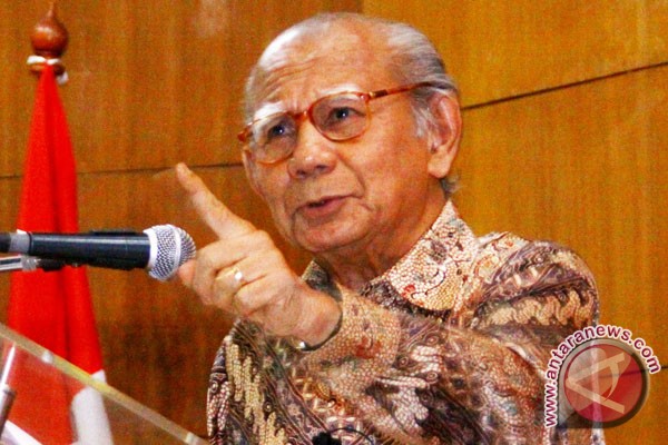  Emil Salim : Tingkatkan Penindakan Terhadap Kejahatan Lingkungan